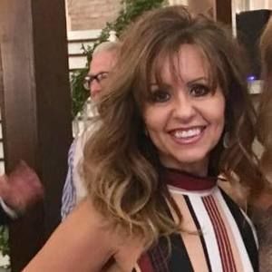 Meet your Posher, Deedee